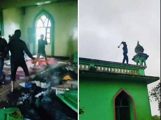 Attack on Maharashtra masjid by Hindu Mob!!